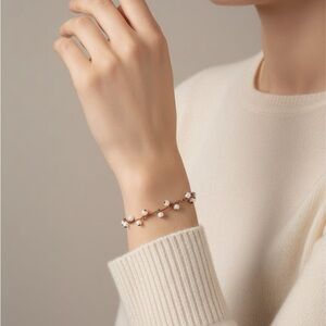Elegant Pearl Bracelet